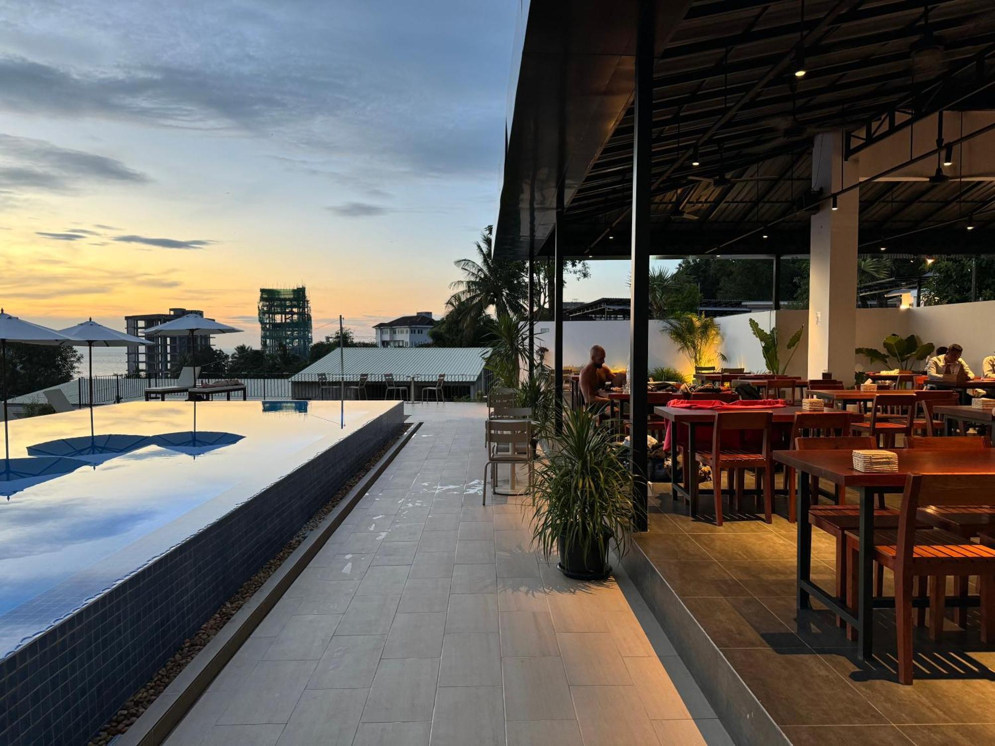 Onederz Sihanoukville - 10 Mins Walk From The Tourism Pier Exterior photo